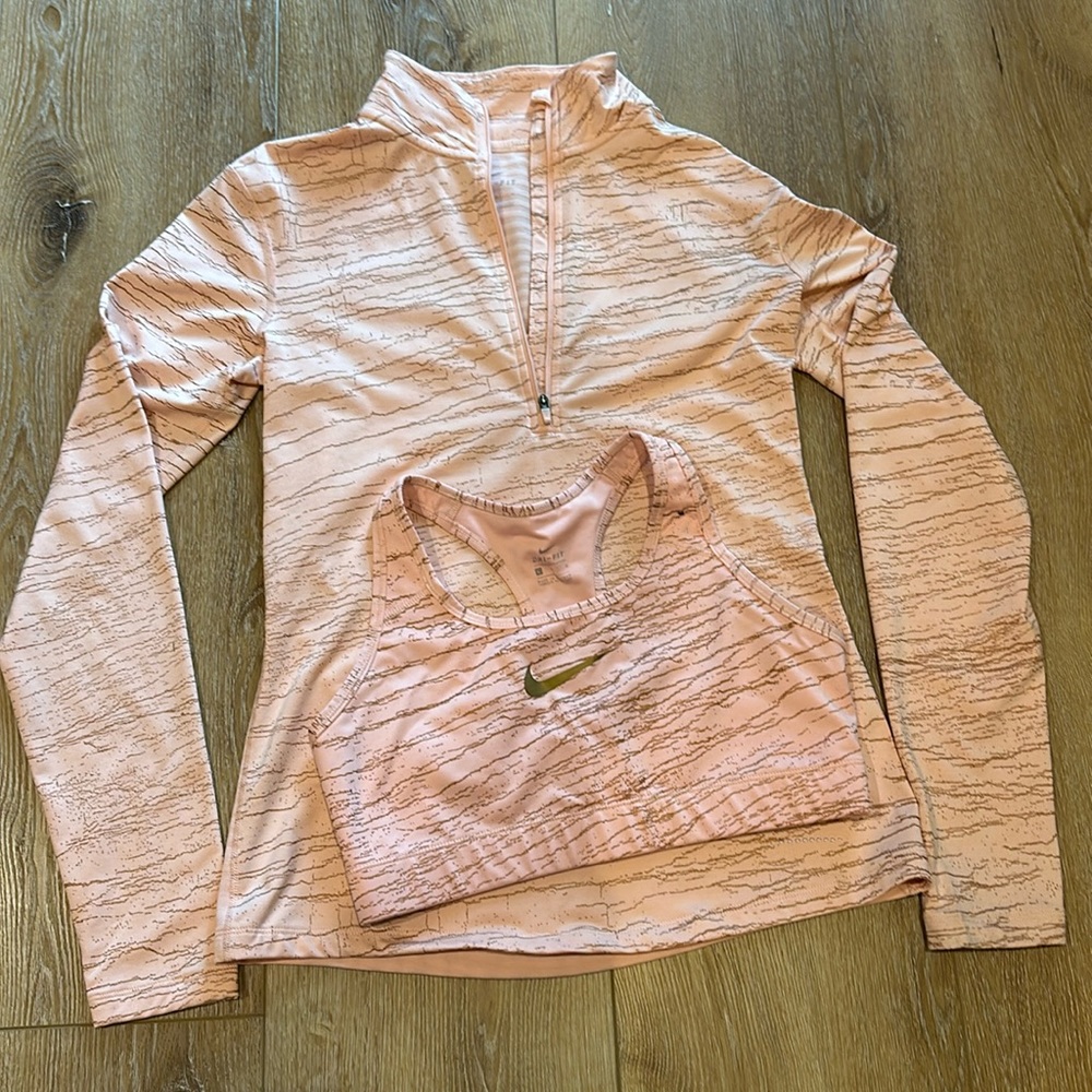 Women’s Nike long sleeved 3/4 Zip shirt with matching Sports Bra Size Large